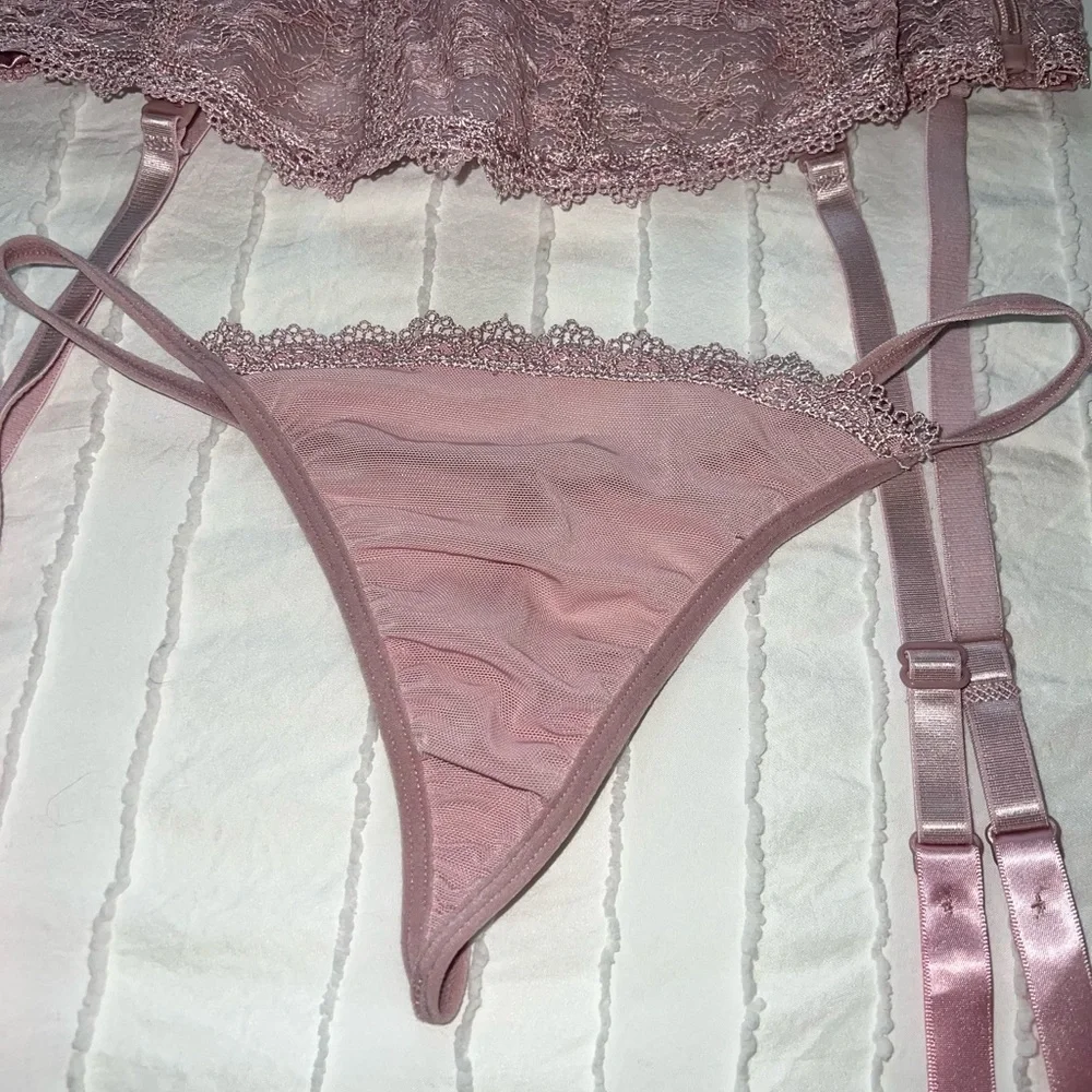 NWOT Adore Me Pink Lace Bustier set - Picture 6 of 11